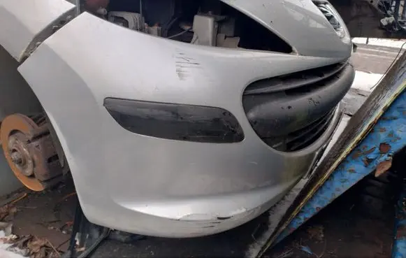 Mercedes-Benz E C207 W207 Front bumper 