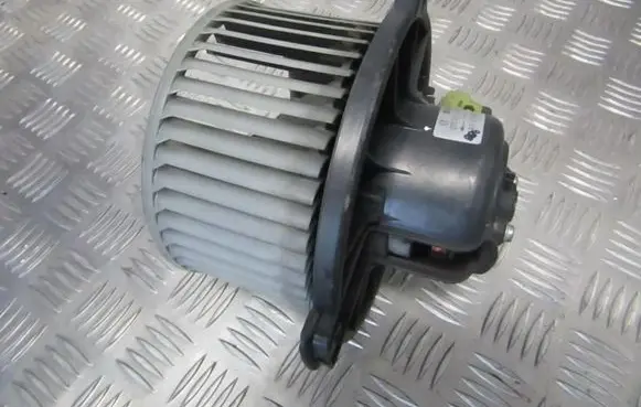 Mitsubishi Space Star Heater fan/blower 0130111191 MF016070-0260