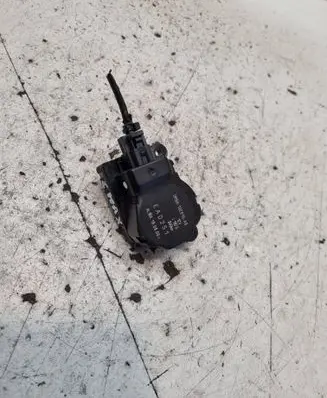 Ford Focus C-MAX Air flap motor/actuator 3M5H19E616AB AD2511