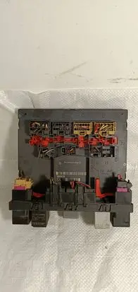 Volkswagen PASSAT B6 Comfort/convenience module 3C0937049J F005V00530 02223680