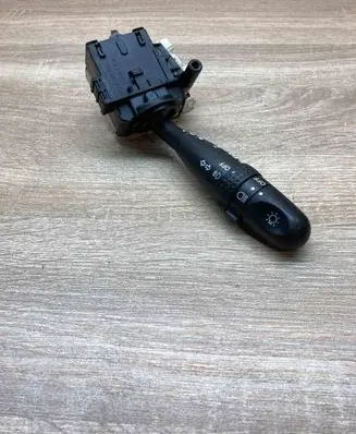 Toyota Corolla E120 E130 Indicator stalk 1736482