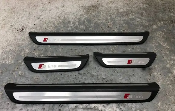 Audi Q3 8U sill trim set (inner) 8U0853373B