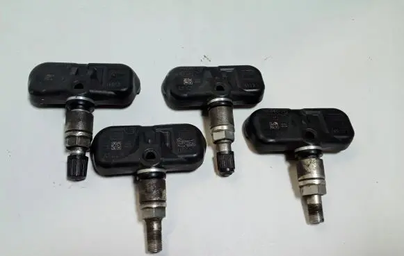 Infiniti Q70 Y51 Tire pressure sensor 407001LL0C