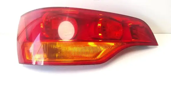 Audi Q7 4L Rear/tail lights 4L0945093