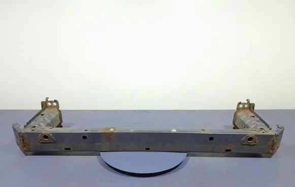 Toyota Avensis T270 Front bumper support beam