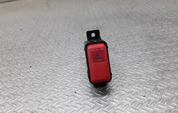 Honda CR-V Hazard light switch