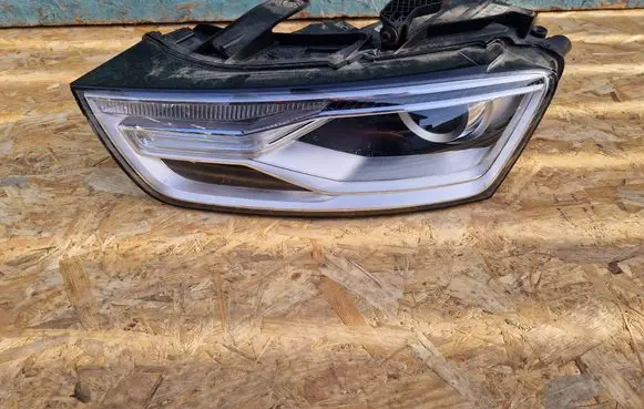 Audi Q3 8U Headlight/headlamp 8U0941005C