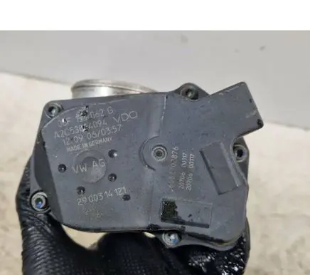 Volkswagen PASSAT B6 Throttle valve 06F133062G A2C53044094 2900314121