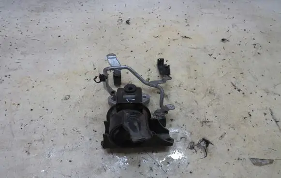 Suzuki Vitara (LY) Engine mount vacuum valve KRIS235789