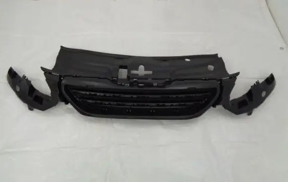 Peugeot 2008 I Front bumper mounting bracket 9678490680