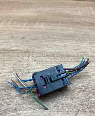 Volkswagen PASSAT B5 Plug wire 8A0972986 8A0972985