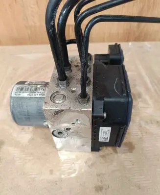 Mercedes-Benz GLS X166 ABS Pump A1664310700 A1669014100