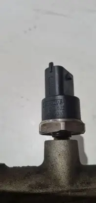 Volvo S40, V40 Fuel main line pipe 0281002522 0445214024