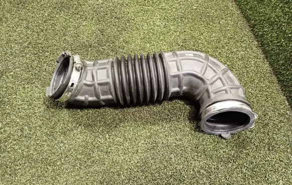 Ford Tourneo Custom Turbo air intake inlet pipe/hose GK219R504AF GK219R504