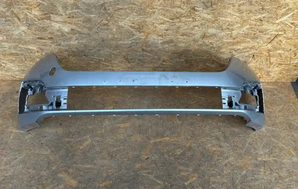 Skoda Octavia Mk4 Front bumper 5E3807221 C09017