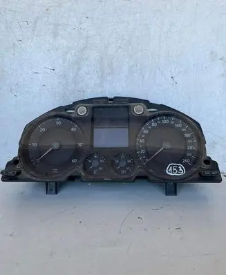 Volkswagen PASSAT B6 Speedometer (instrument cluster) 3C0920851C X0040000