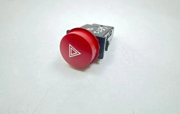 Hyundai Getz Hazard light switch