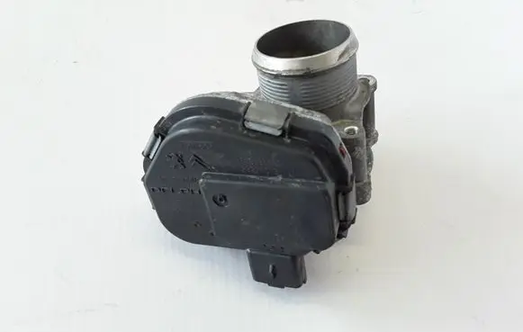 Volvo V60 Throttle valve 28275019