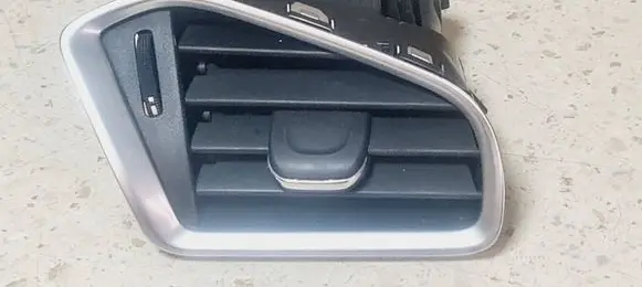 Citroen C4 II Dashboard side air vent grill/cover trim 9676606977 00127530