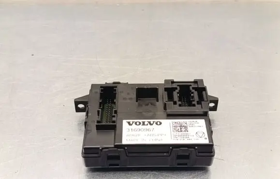 Volvo XC40 Air conditioning/heating control unit 31690967