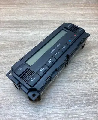 Skoda Octavia Mk1 (1U) Climate control unit