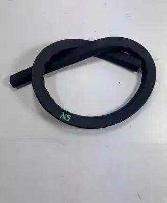 Volkswagen Tiguan Engine compartment rubber 