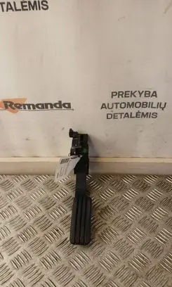 Renault Trafic III (X82) Accelerator throttle pedal 180020024R 6418813