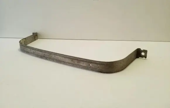 Fuel tank mounting bracket