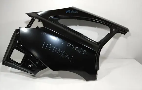 Hyundai i30 Side car body part 71504-G4C20
