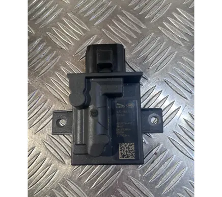 Jaguar F-Pace Fuel injection pump control unit/module FK729D370AE 64452844 A2C87244402