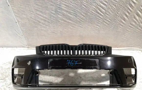 Skoda Octavia Mk3 (5E) Front bumper