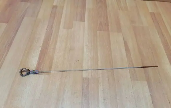 Oil level dip stick