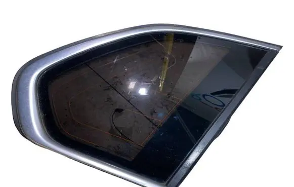BMW X5 E70 Rear side window 720788204 43R000137 024972