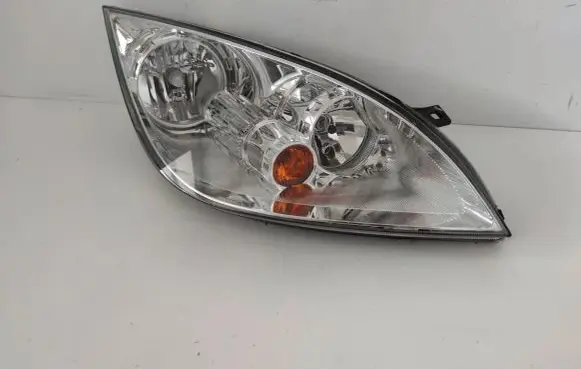 Mitsubishi Colt Headlight/headlamp 0301208202 MR957354
