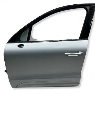 Porsche Macan (95B) Front door 95B831311A