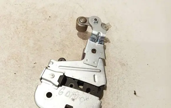 Honda FR-V Seat back rest lock catch 