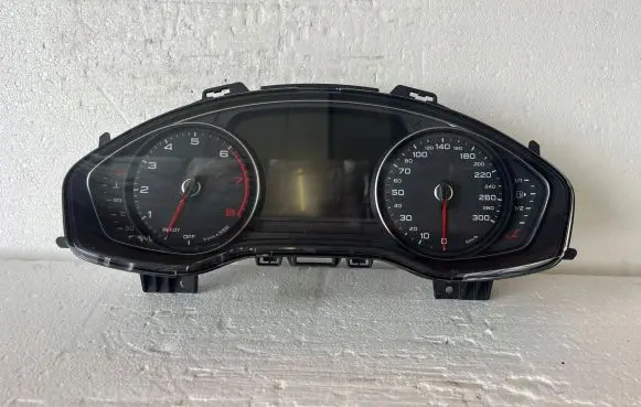 Audi A4 S4 B9 Speedometer (instrument cluster) 8W6920700J