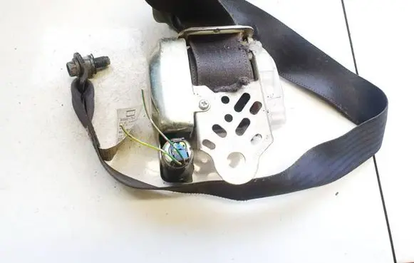 Suzuki SX4 Front seatbelt 7p2410p