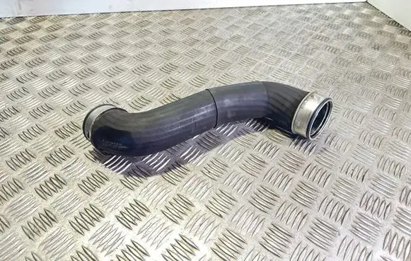 Mercedes-Benz E W211 Intercooler hose/pipe A2115283782