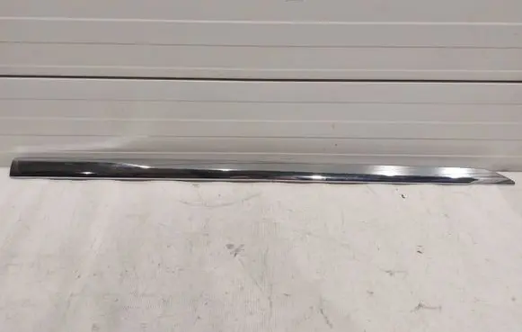 Chrysler Town u0026 Country V Sliding door trim (molding) 05182600AB 05182600AC