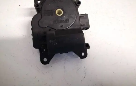 Suzuki Grand Vitara I Air flap motor/actuator