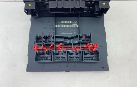 Volkswagen PASSAT B6 Comfort/convenience module 3C0937049AJ F005V00661 H54S2202
