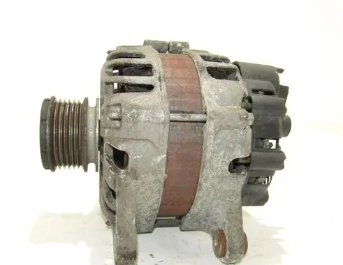 Renault Captur Generator/alternator 231008918r