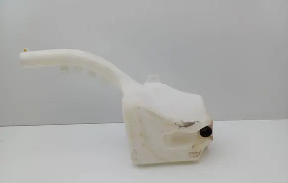Ford Fusion Windshield washer fluid reservoir/tank 2S6117618AD