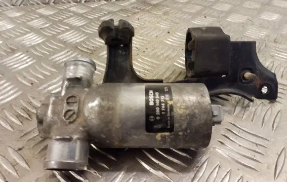 BMW 5 E39 Idle control valve (regulator) 0280140545 1744713