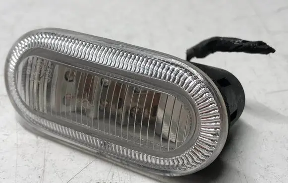 Volkswagen New Beetle Front fender indicator light 1C0949101A