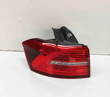 Volkswagen PASSAT B8 Rear/tail lights 3G9945207F
