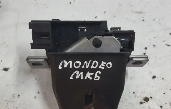 Ford Mondeo MK V Tailgate/trunk/boot lock/catch/latch DS7AN442A66AB