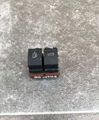 Volkswagen PASSAT B6 Fuel tank opening switch 3C0959903
