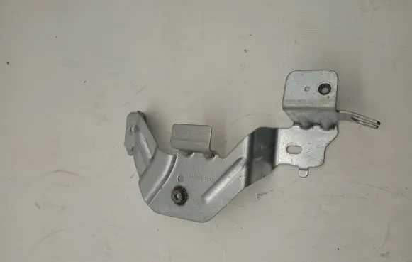 Mercedes-Benz GLE AMG (W166 - C292) Bracket in trunk/boot A1668600914